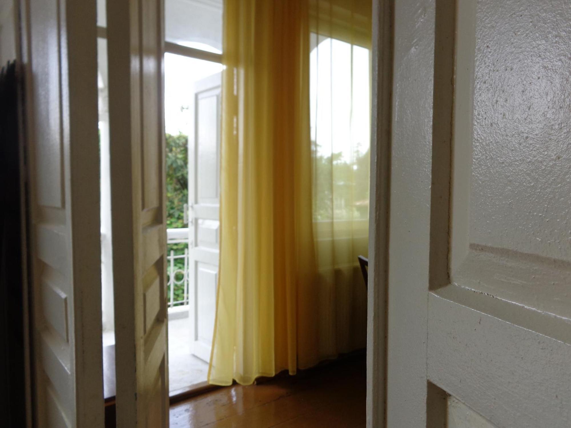 White Guest House Batumi Camera foto
