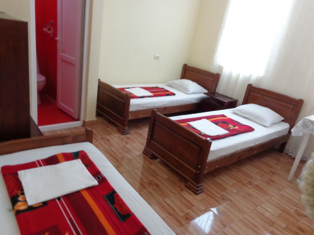 White Guest House Batumi Camera foto